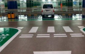 龍湖地產(chǎn)商業(yè)停車場